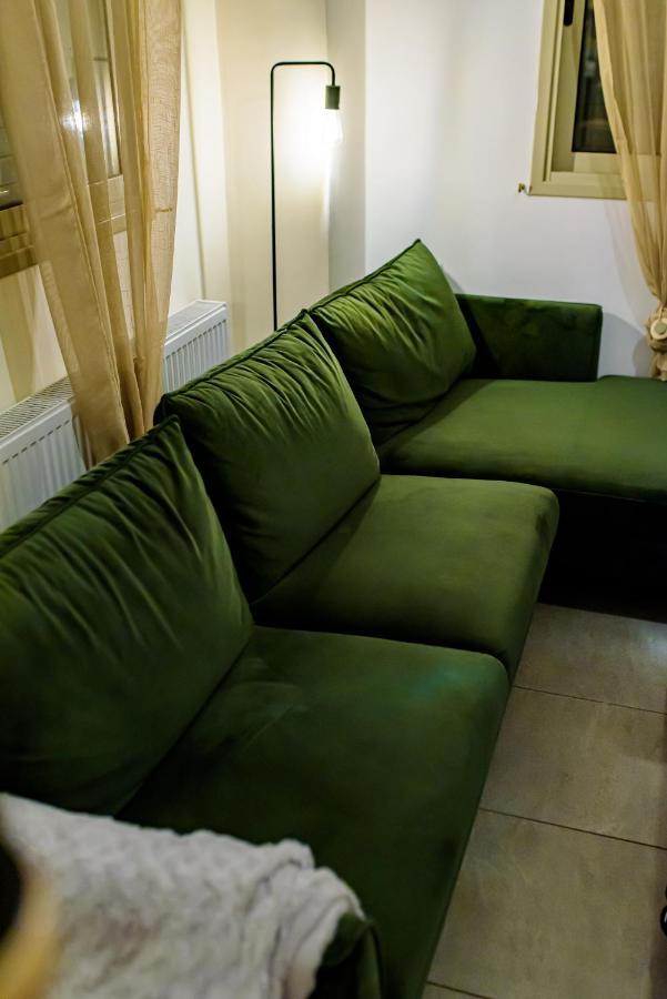 Aprosmeno Jacuzzi House 2 Apartman Agrósz Kültér fotó